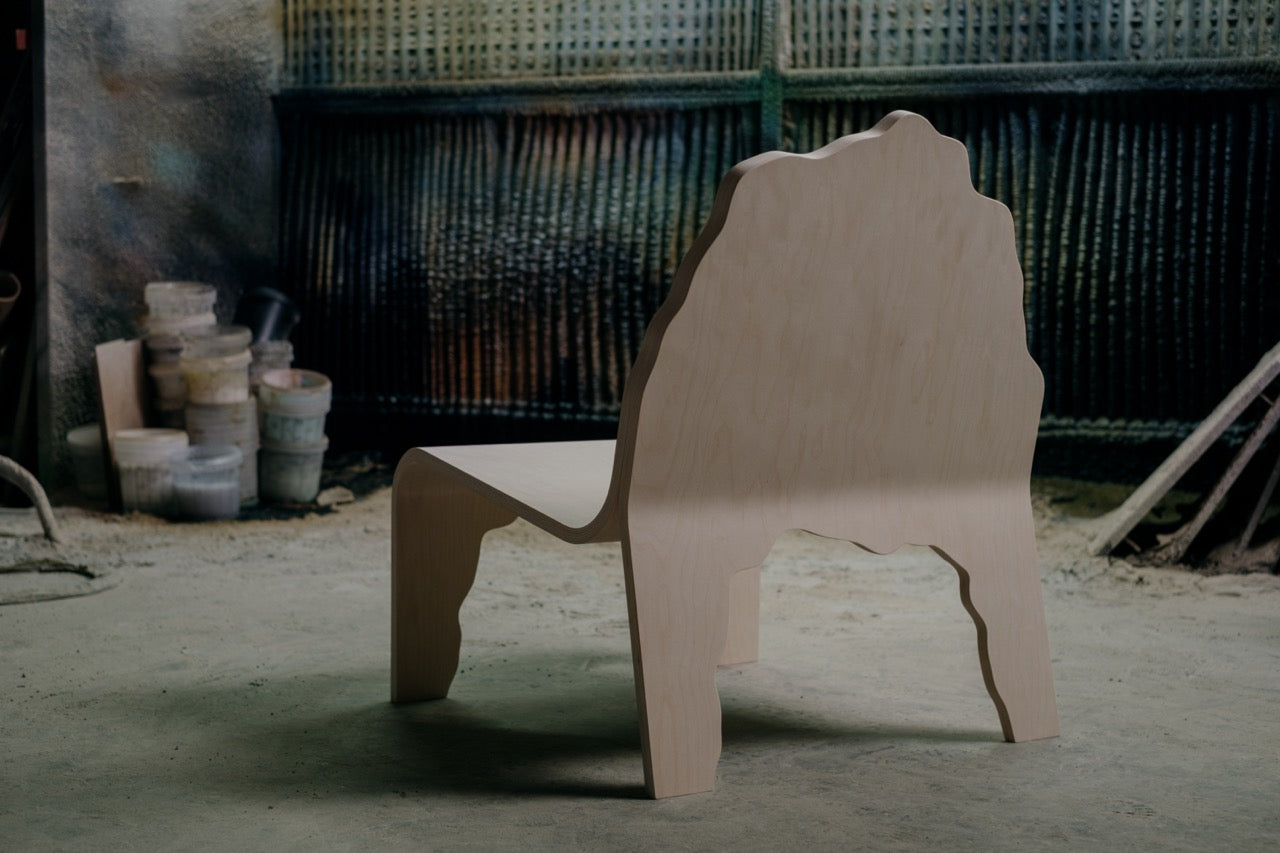 LIEKSA lounge chair