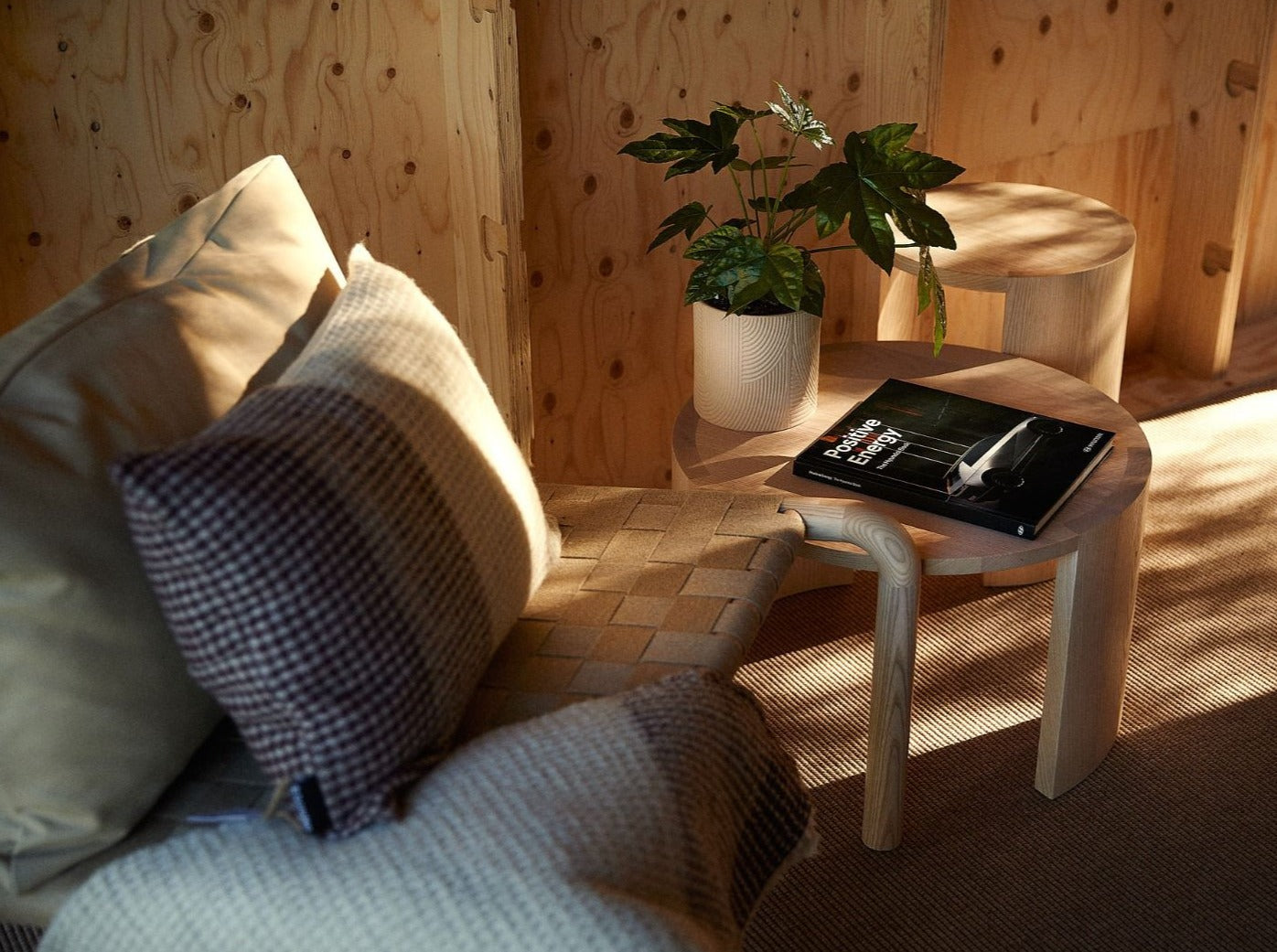 suomalainen design pöytä